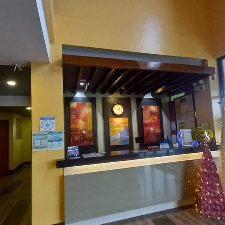 Oyo 1037 Lendes Tourist Inn Main Naga  Dış mekan fotoğraf