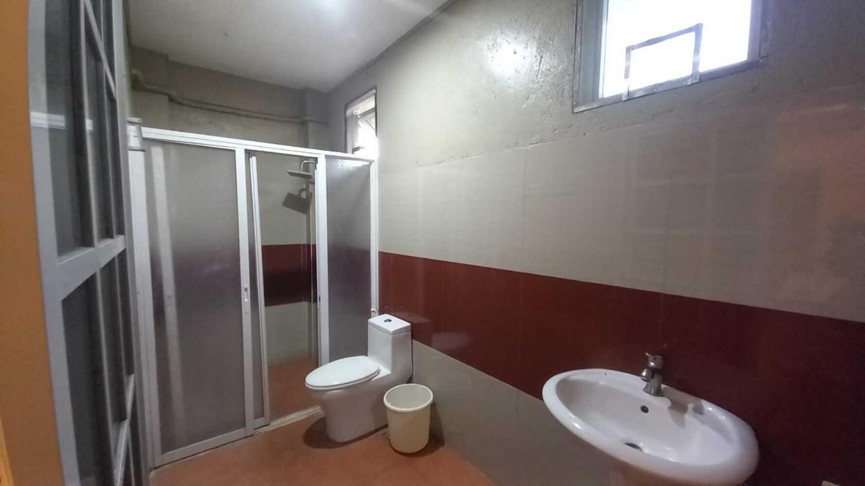 Oyo 1037 Lendes Tourist Inn Main Naga  Dış mekan fotoğraf